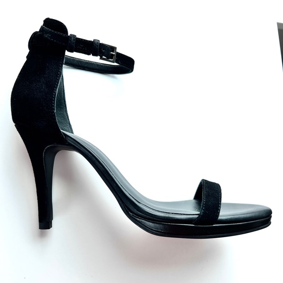 The White Company London ankle strap sandal, sz 8.5, NWOB - Picture 3 of 10